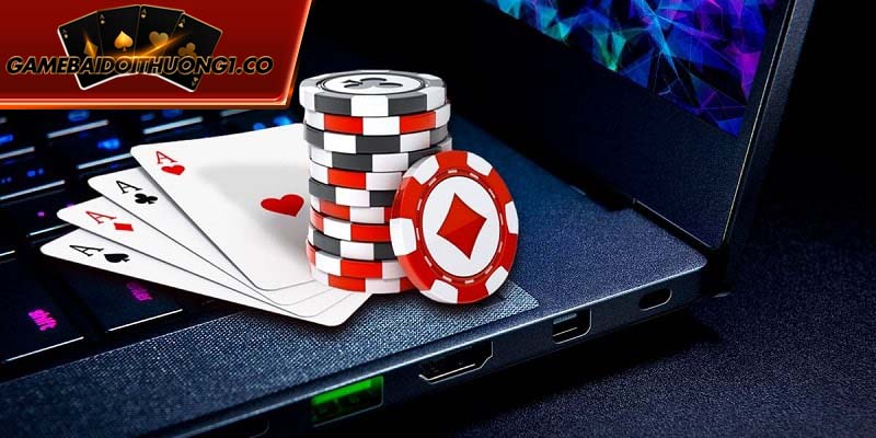 Tìm hiểu sơ lược về Poker trực tuyến và truyền thống